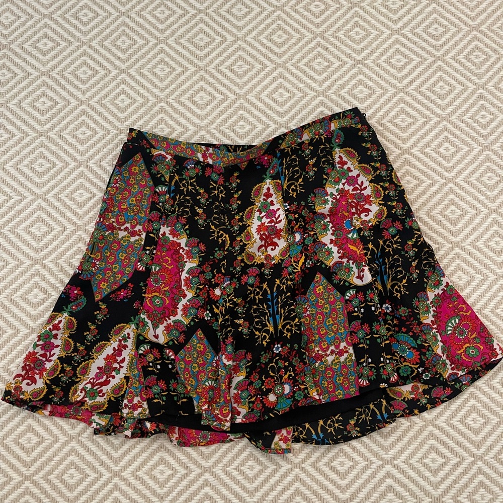 Show Me Your MuMu Skirt